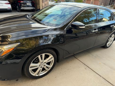 Used 2016 Nissan Altima 3.5 SL FWD image 6