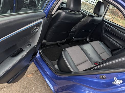 Used 2015 Toyota Corolla S image 14