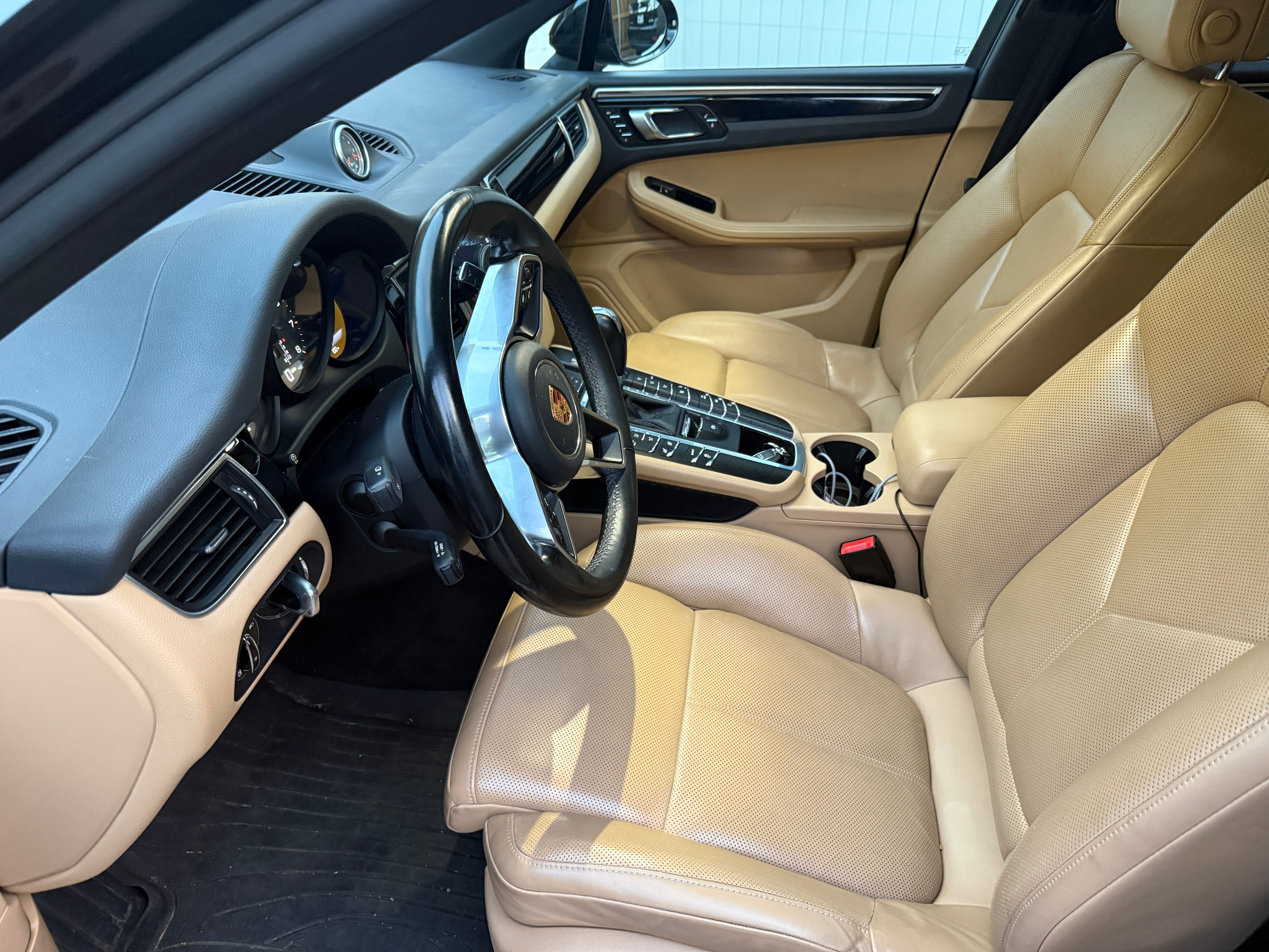 Used 2018 Porsche Macan S AWD/4WD image 26