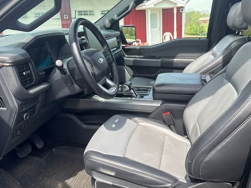Used 2022 Ford F150 Lightning Lariat w/ Equipment Group 511A High AWD/4WD image 8