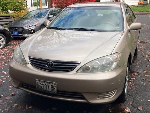 Used 2005 Toyota Camry LE image 5