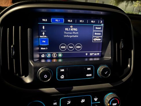 Used 2020 Chevrolet Colorado LT image 6