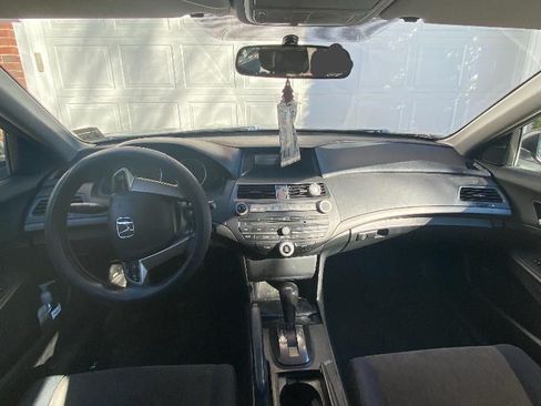 Used 2010 Honda Accord LX image 7