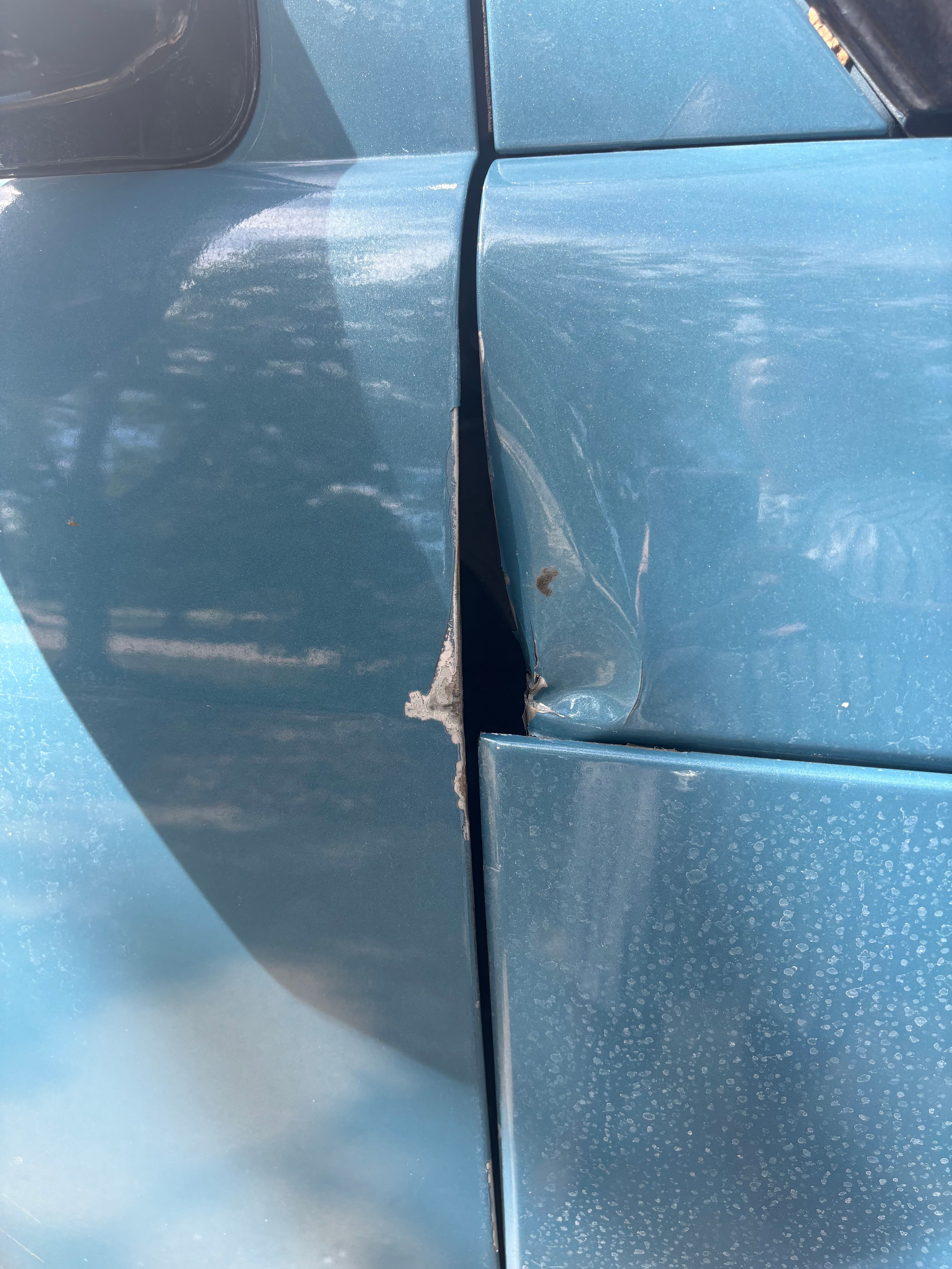 Used 2004 Honda Element EX image 17
