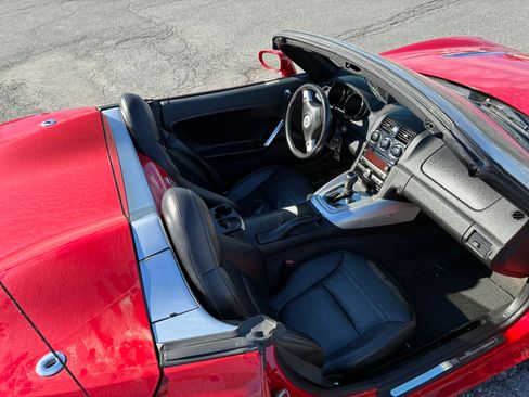 Used 2008 Saturn Sky Red Line RWD image 10