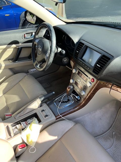 Used 2008 Subaru Outback 2.5i Limited L.L. Bean AWD/4WD image 16