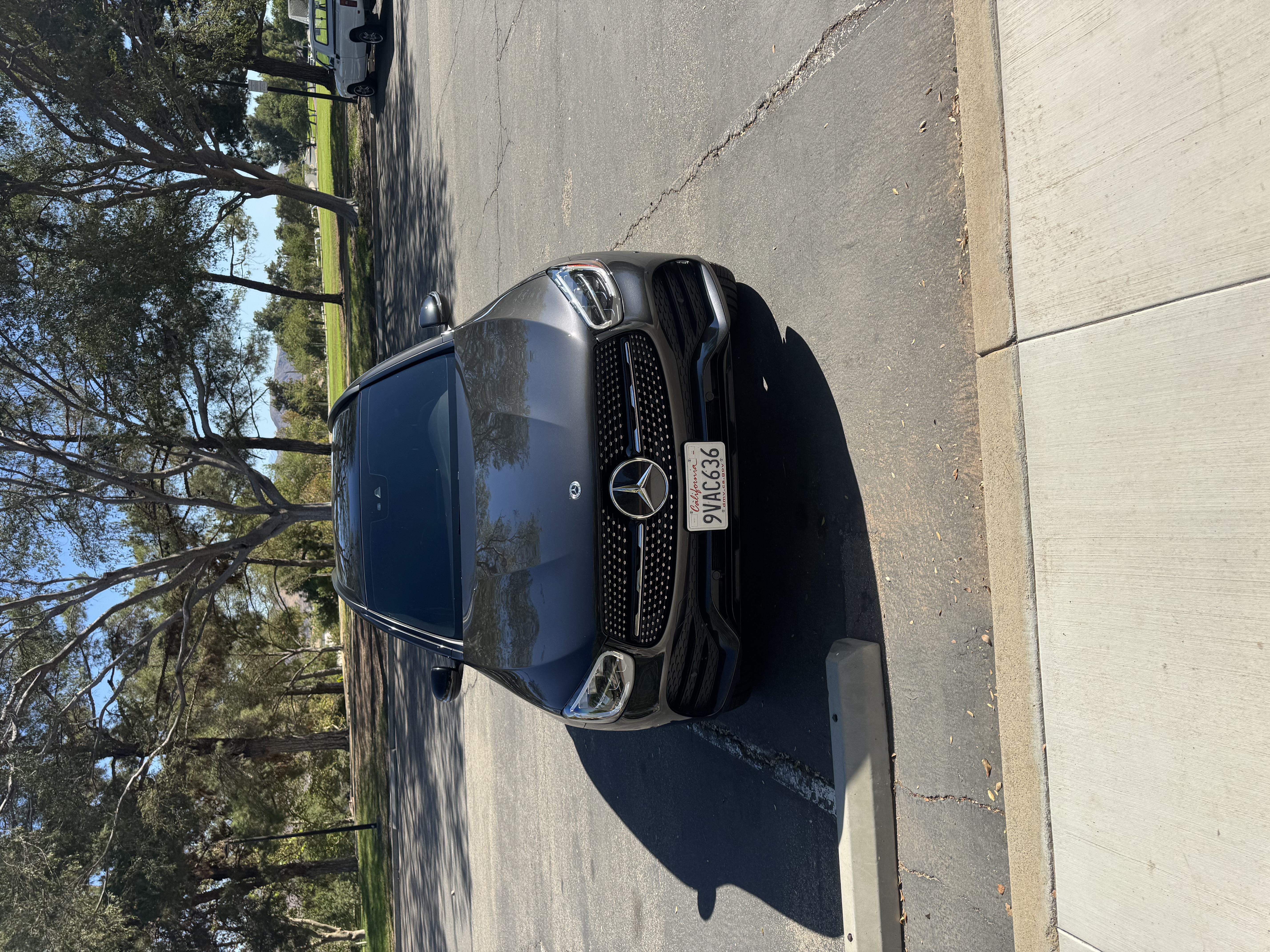 Used 2022 Mercedes-Benz GLC 300 image 2
