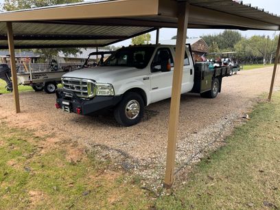 Used 2004 Ford F350 2WD Crew Cab DRW Super Duty