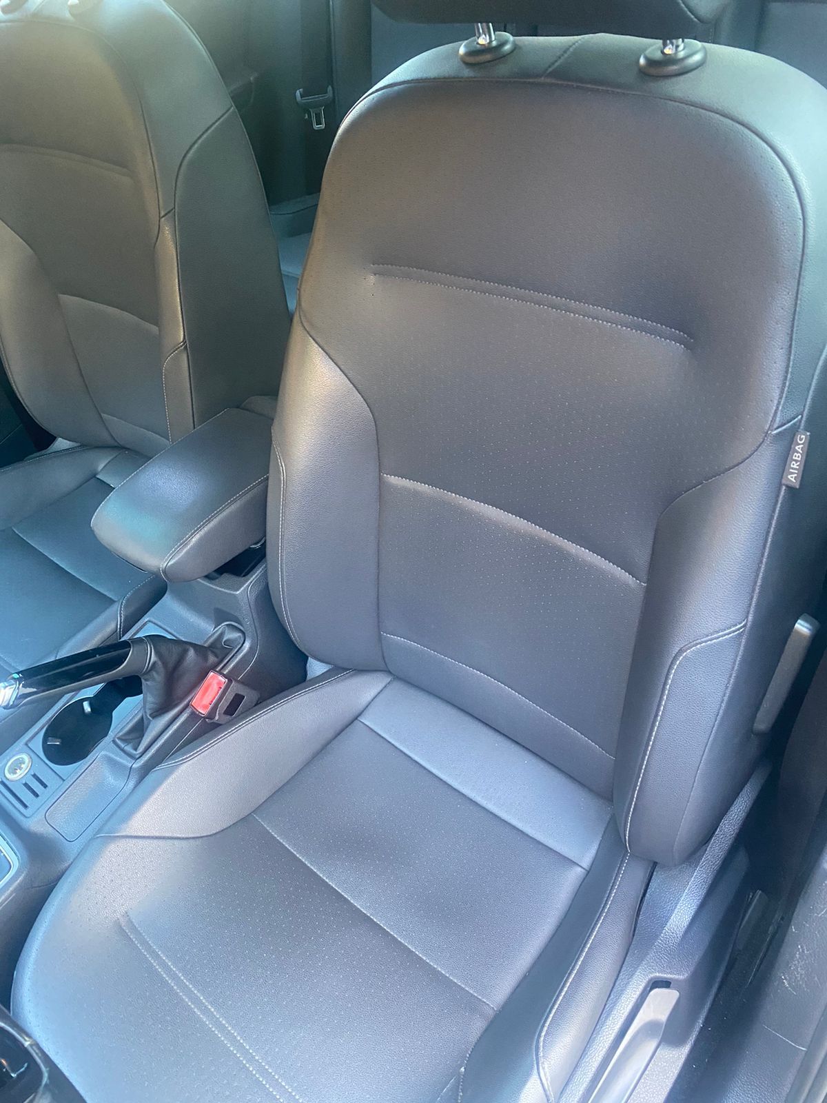 Used 2015 Volkswagen Golf S FWD image 13