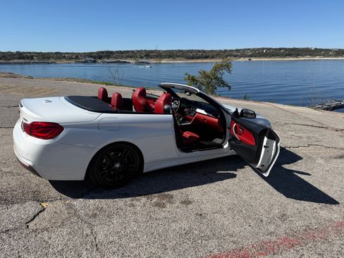 Used 2018 BMW 430i Convertible image 14
