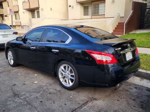 Used 2011 Nissan Maxima 3.5 SV w/ Premium Pkg image 4