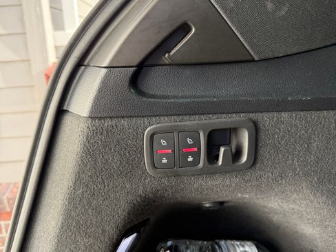 Used 2018 Audi Q7 3.0T Prestige w/ Prestige Package image 15