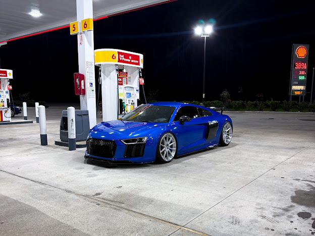 Used 2017 Audi R8 V10 plus AWD/4WD image 14