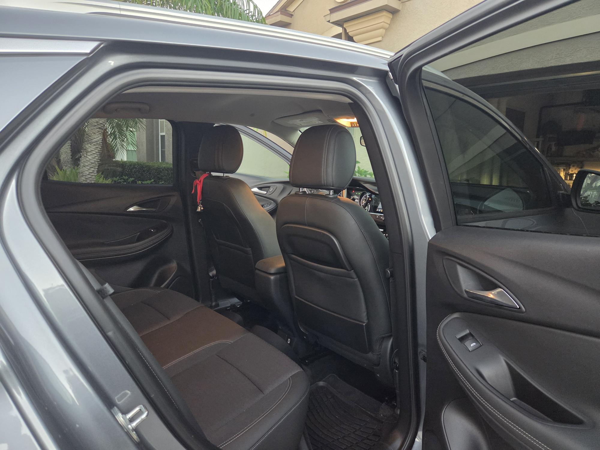 Used 2020 Buick Encore GX Select FWD image 12