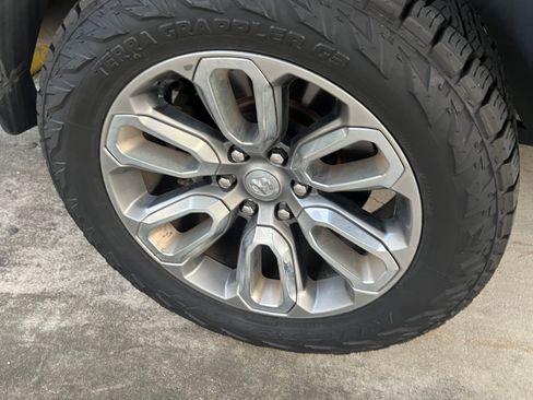 Used 2020 RAM 1500 Laramie w/ Sport Appearance Package image 16