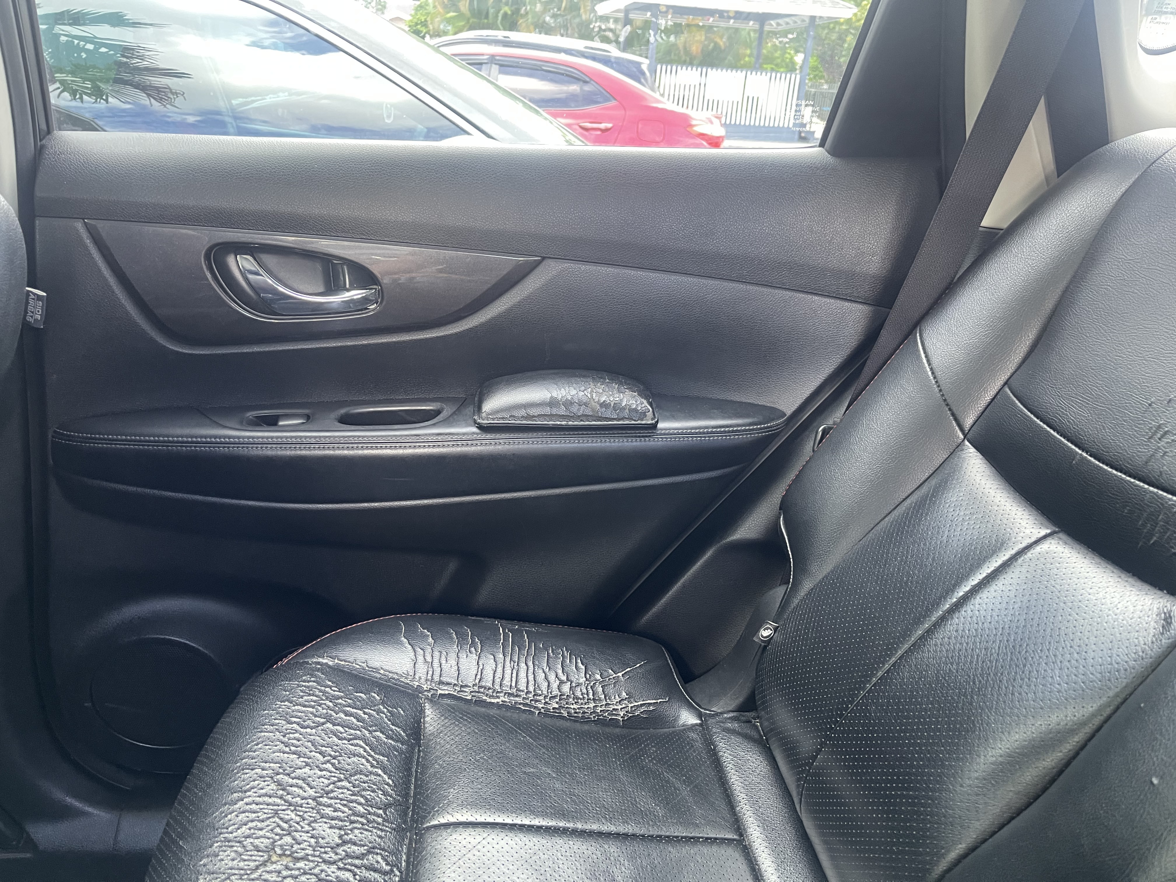 Used 2020 Nissan Rogue SV FWD image 10