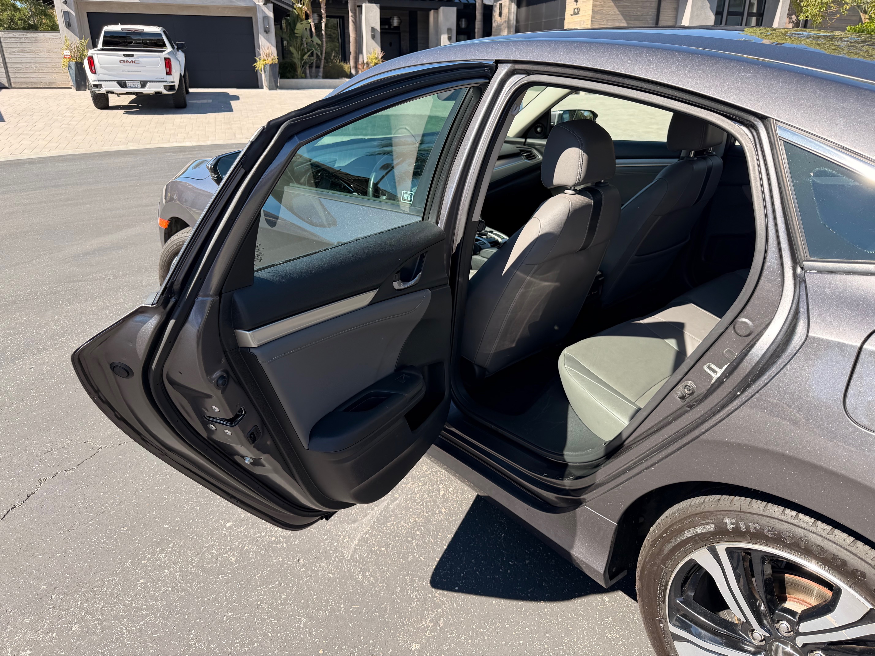 Used 2017 Honda Civic Touring image 12