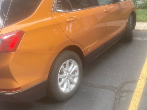 Used 2018 Chevrolet Equinox LT image 9