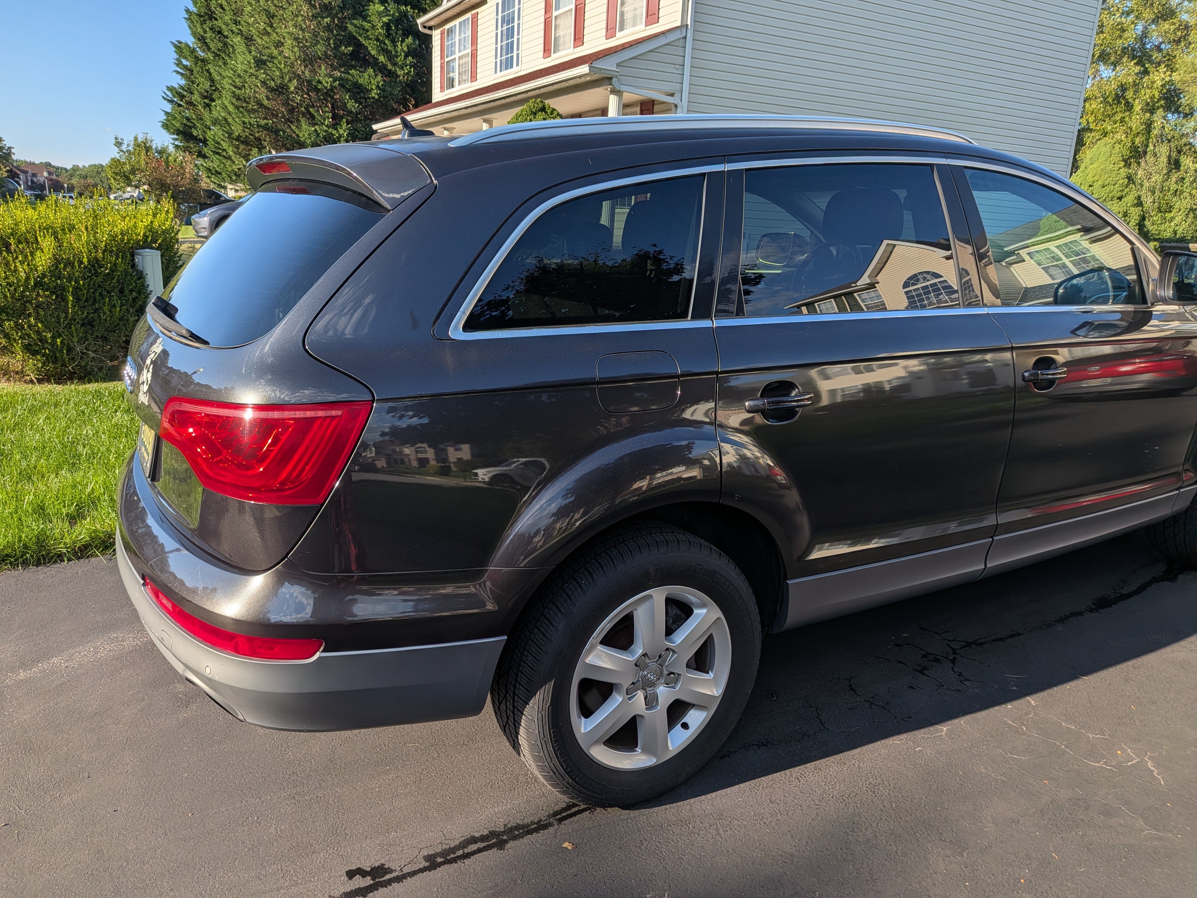 Used 2011 Audi Q7 3.0T Premium Plus AWD/4WD image 9