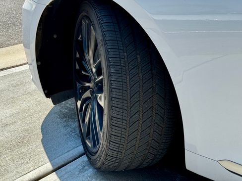 Used 2018 Genesis G80 5.0 Ultimate RWD image 14