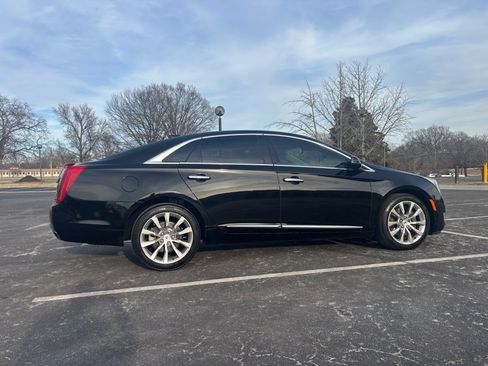 Used 2015 Cadillac XTS Luxury w/ Driver Awareness Package image 5