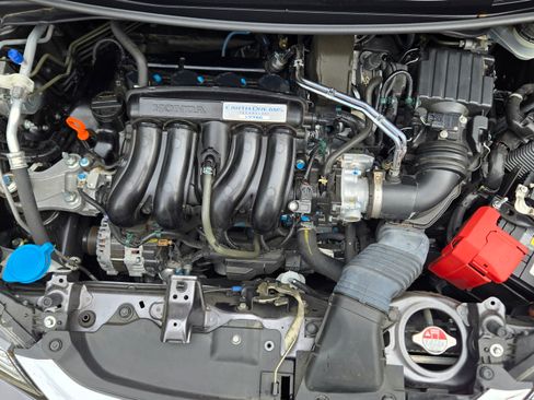 Used 2018 Honda Fit LX image 11