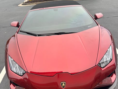Used 2022 Lamborghini Huracan EVO image 20