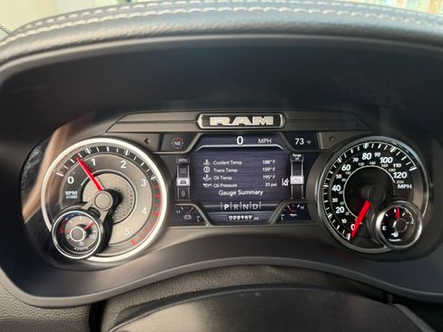 Used 2022 RAM 3500 Laramie AWD/4WD image 10