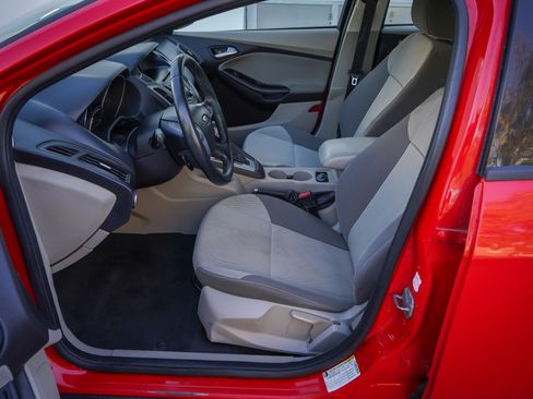 Used 2013 Ford Focus SE image 18