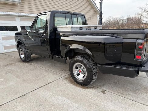 Used 1994 Ford F150 XL image 8
