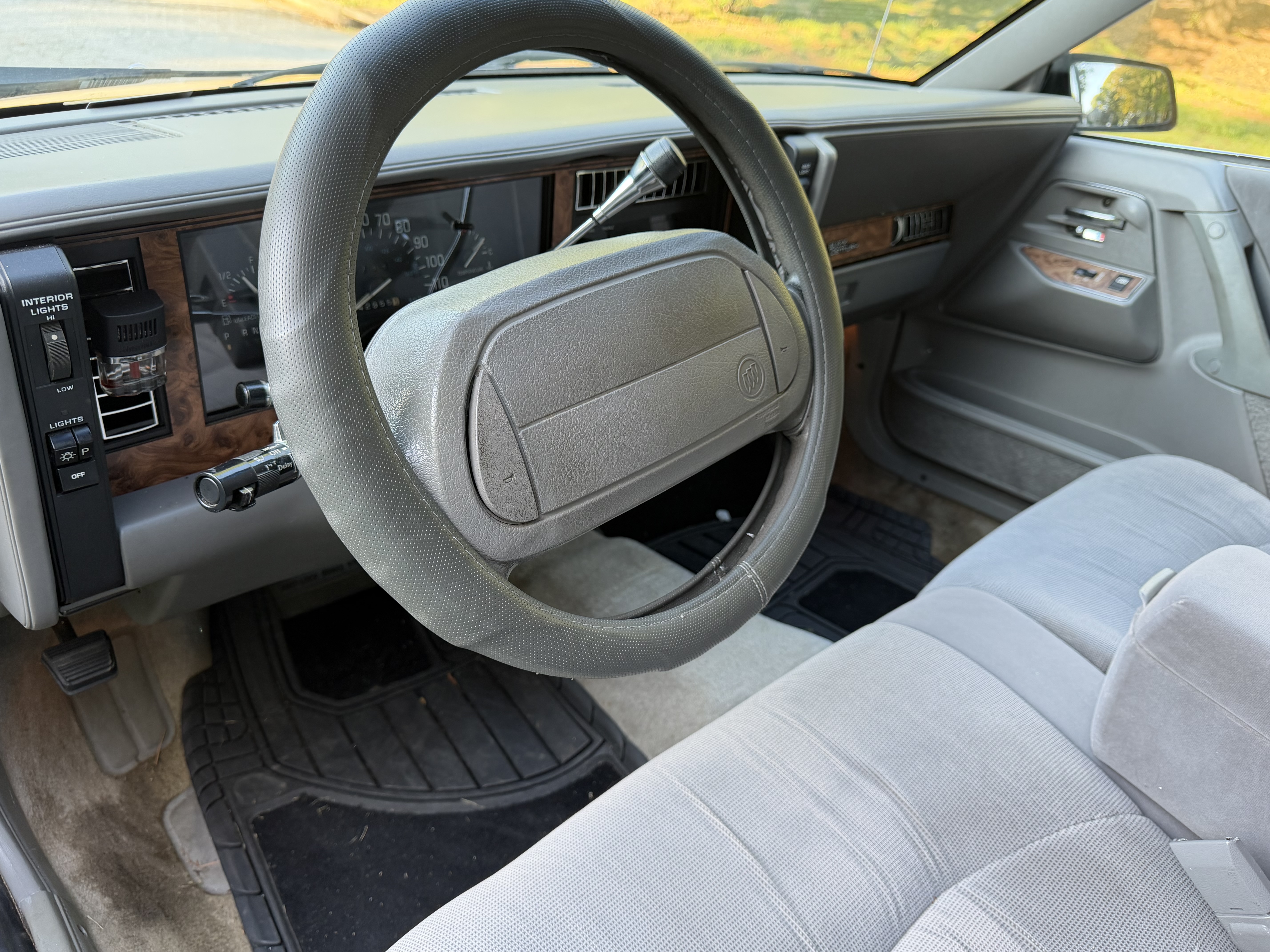 Used 1995 Buick Century Sedan FWD image 5