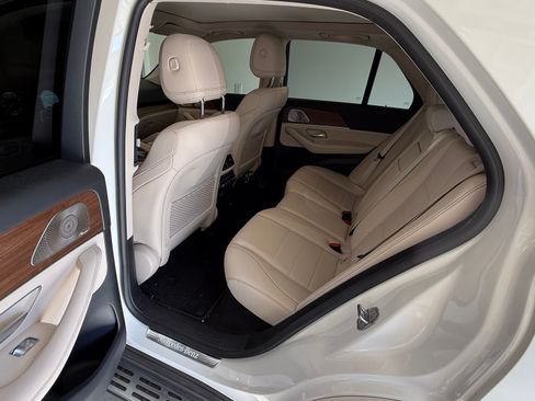 Used 2021 Mercedes-Benz GLE 350 image 9