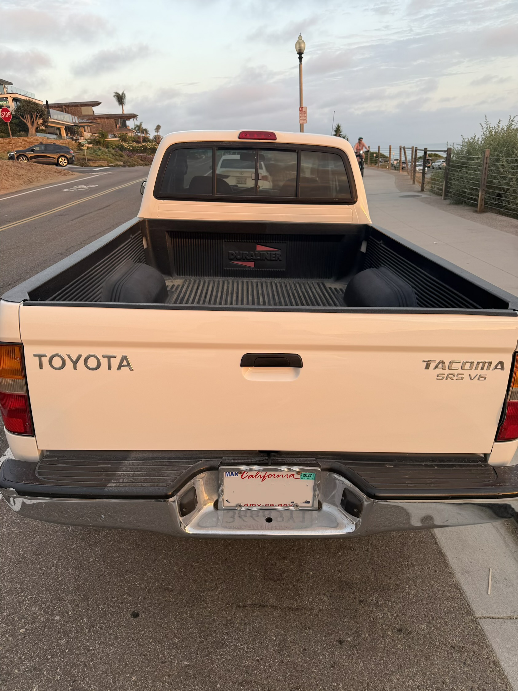 Used 1999 Toyota Tacoma PreRunner AWD/4WD image 6
