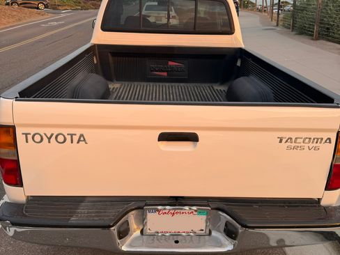 Used 1999 Toyota Tacoma PreRunner RWD image 5