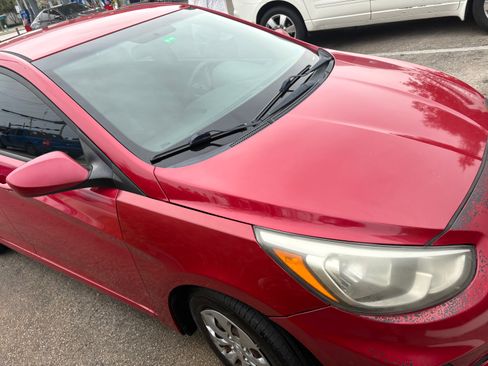 Used 2017 Hyundai Accent SE image 4