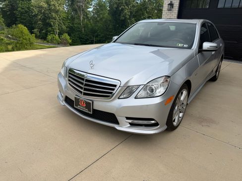 Used 2012 Mercedes-Benz E 350 4MATIC Sedan image 1