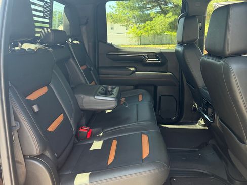 Used 2022 GMC Sierra 1500 AT4 w/ AT4 Premium Package AWD/4WD image 15
