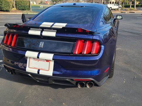 Used 2018 Ford Mustang Shelby GT350 w/ Electronics Package image 19