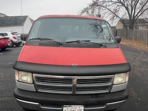 Used 1997 Dodge B3500 image 2