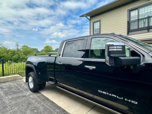 Used 2024 GMC Sierra 3500 Denali Ultimate AWD/4WD image 22