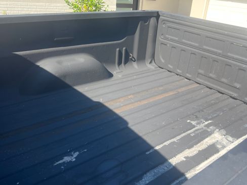 Used 2018 Chevrolet Silverado 1500 Custom w/ Custom Value Package image 9