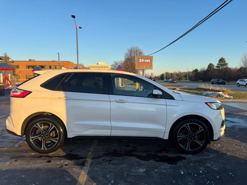 Used 2019 Ford Edge ST w/ Convenience Package image 5