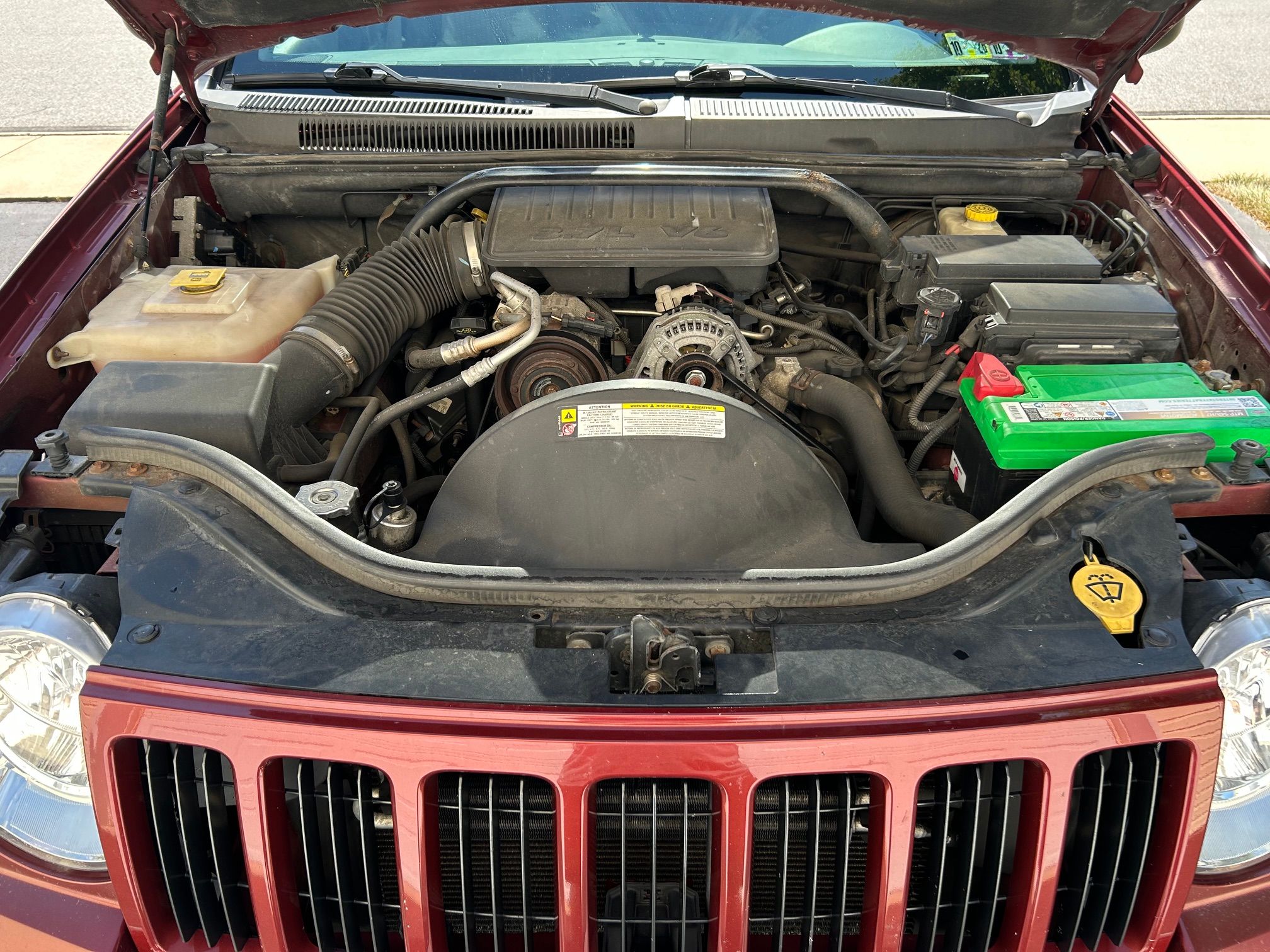 Used 2008 Jeep Grand Cherokee Laredo w/ Sun/Sound Group AWD/4WD image 14