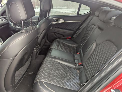 Used 2019 Genesis G70 2.0T Advanced w/ Sport Package image 6