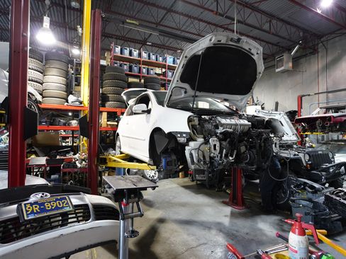 Used 2008 Volkswagen R32 AWD/4WD image 10