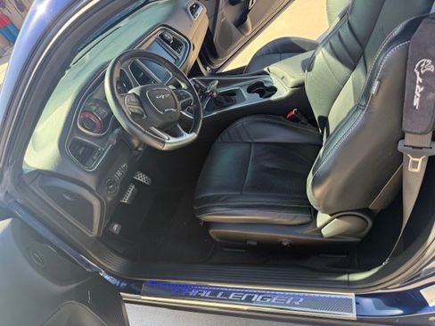 Used 2015 Dodge Challenger SRT Hellcat image 15