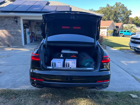 Used 2020 Audi A8 L 4.0T w/ Executive Package image 10