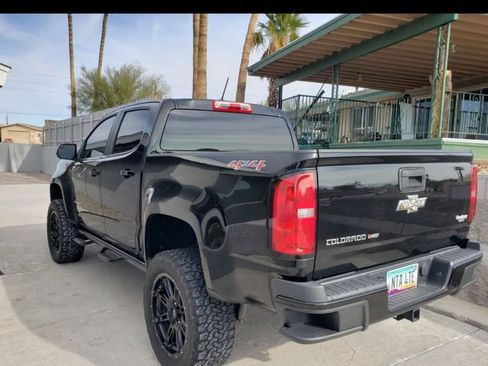 Used 2017 Chevrolet Colorado W/T w/ WT Convenience Package image 10