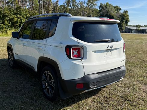 Used 2016 Jeep Renegade Limited image 5