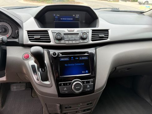 Used 2015 Honda Odyssey EX-L image 9